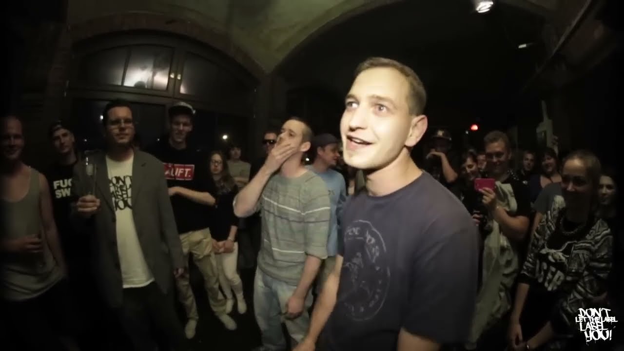 Duzoe & Dollar John vs Der Fischer & Johnny Medez // DLTLLY RapBattle (EOW-Tour // Hamburg) // 20114