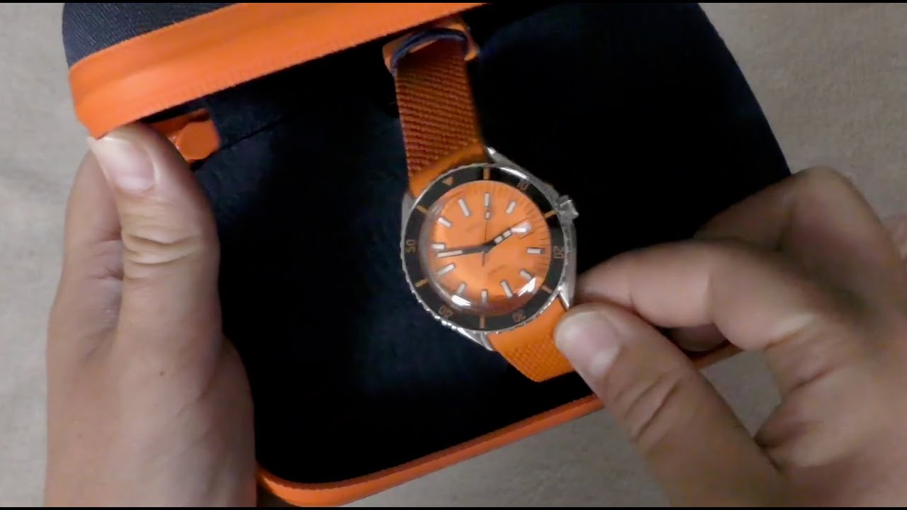 DOXA SUB 200 - Unboxing & First Impressions