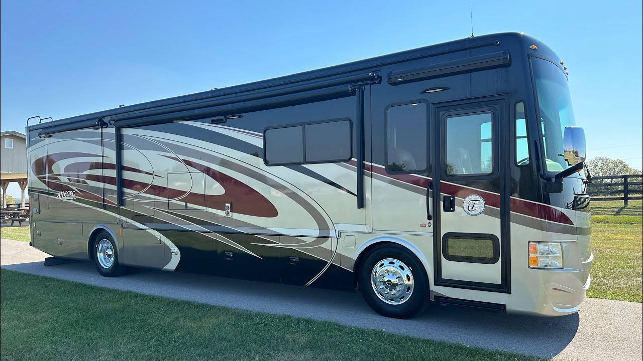 2015 Tiffin Allegro Red 37PA (Amazing Condition!) Available now! $149,995 financing available