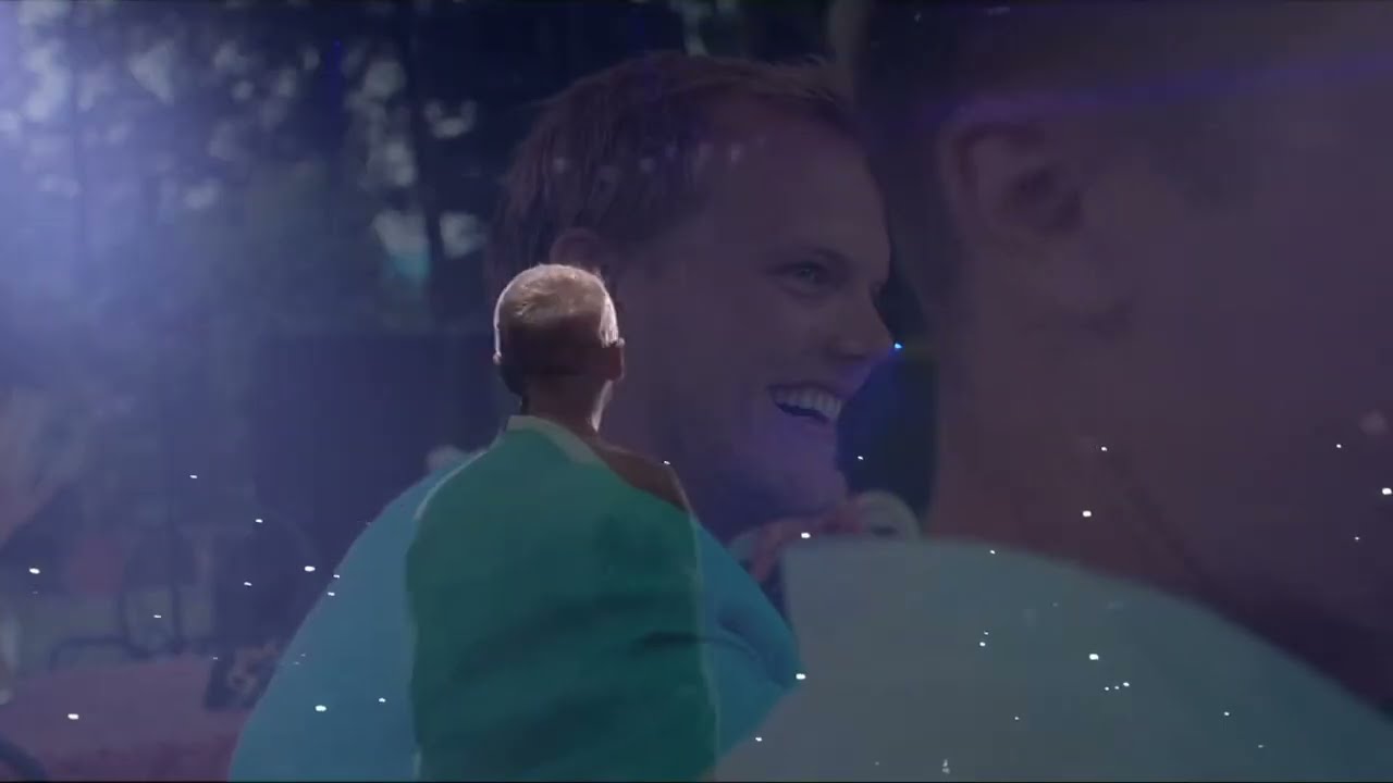'A Sky Full of Stars' Chris Martin Interview with Avicii Tribute Concert Edit