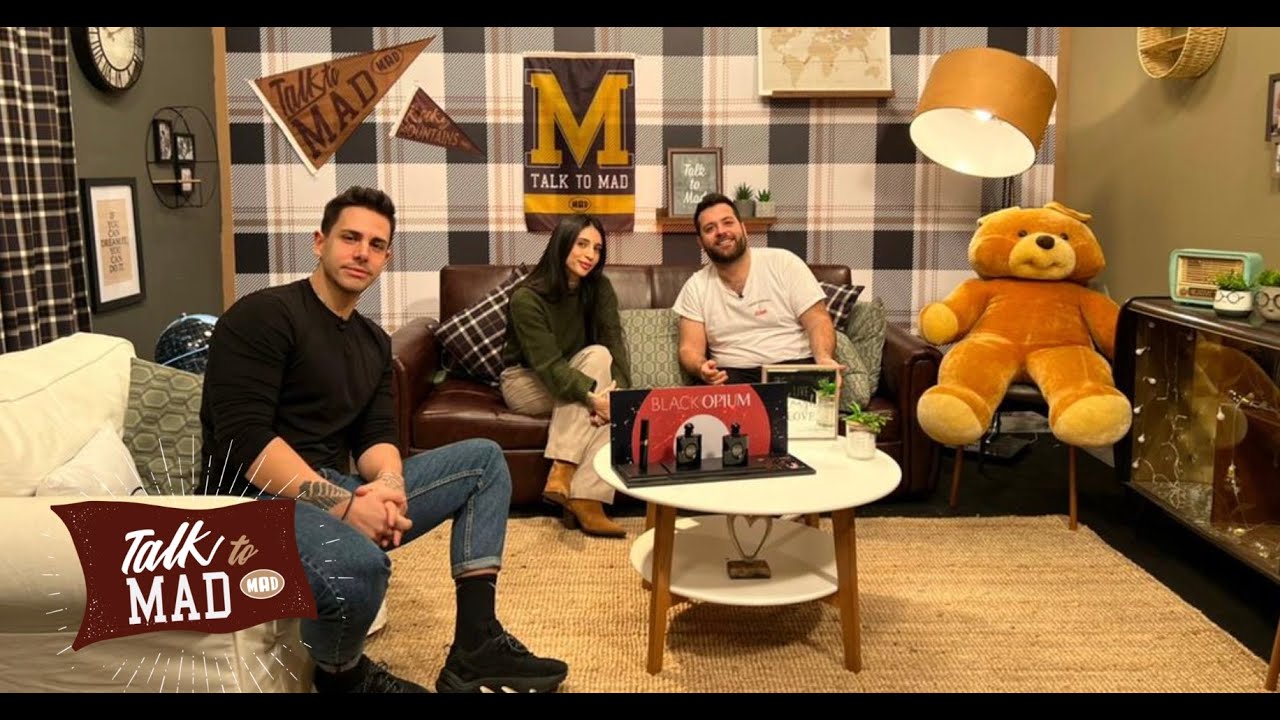 Ο τραγουδιστής Γιάννης Αρβανιτίδης στο Talk To Mad by Black Opium Yves Saint Laurent