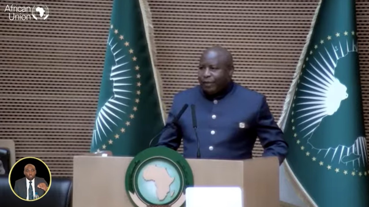 Evariste NDAYISHIMIYE accède à la présidence de l'UNION AFRICAINE.