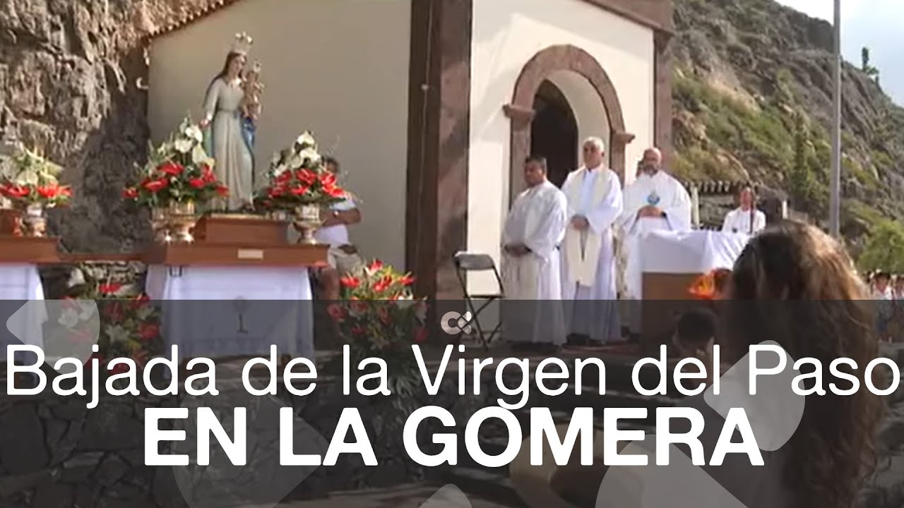 La Gomera vive la bajada de la Virgen de El Paso desde su ermita
