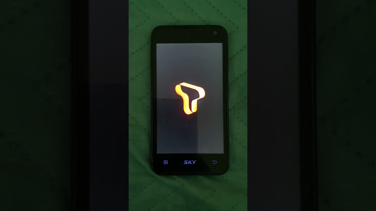 SKY Vega Racer (IM-A760S) Booting