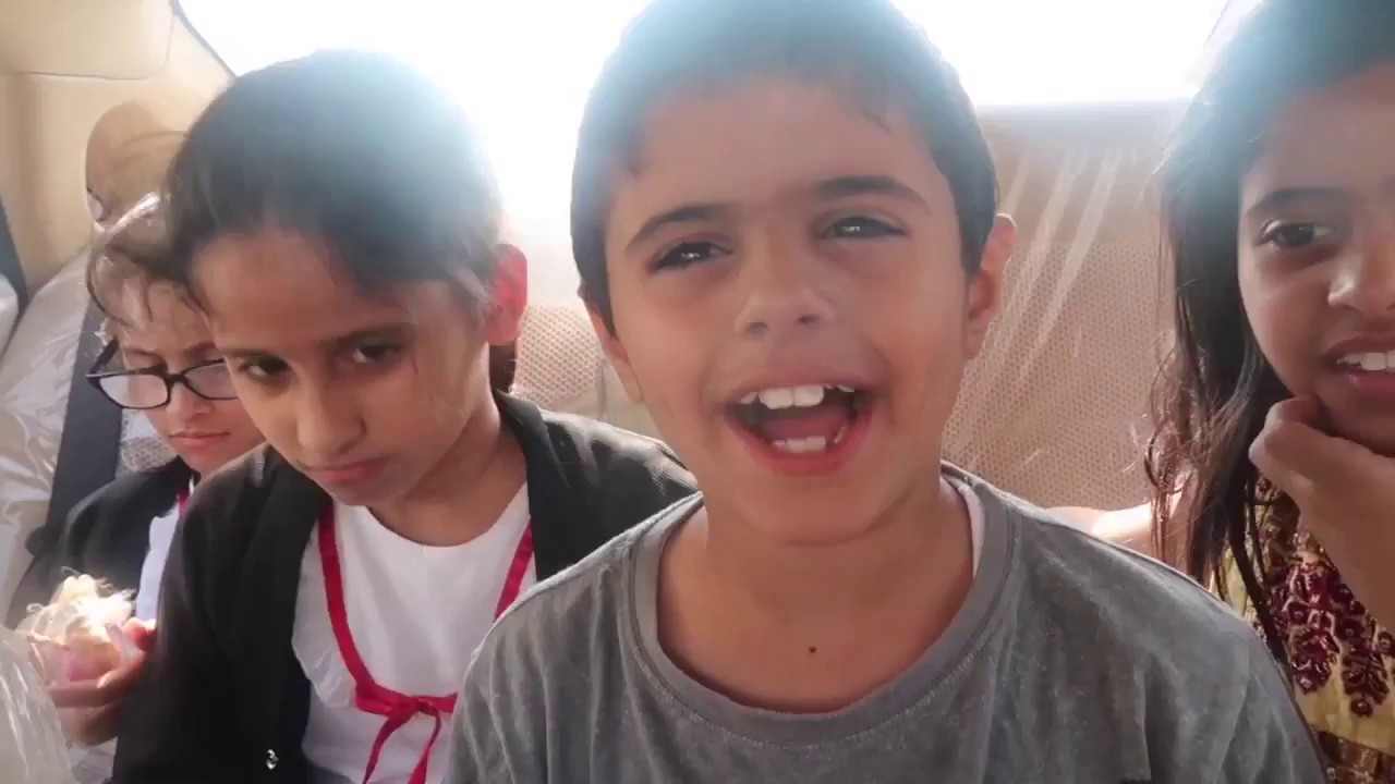 ام شعفه هربت من حمدة في المول | ولد اللبنانية يغني | اضحك مع عائلة فيحان!