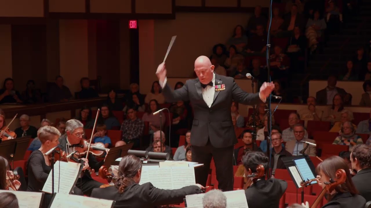 Born on the Fourth of July | John Williams | Richmond Philharmonic, Peter Wilson
