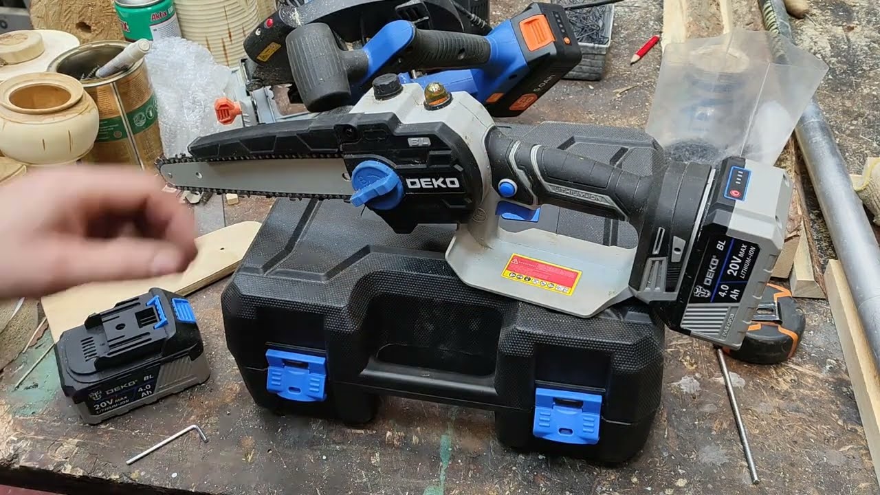 Пила DEKO DKCHS 20V