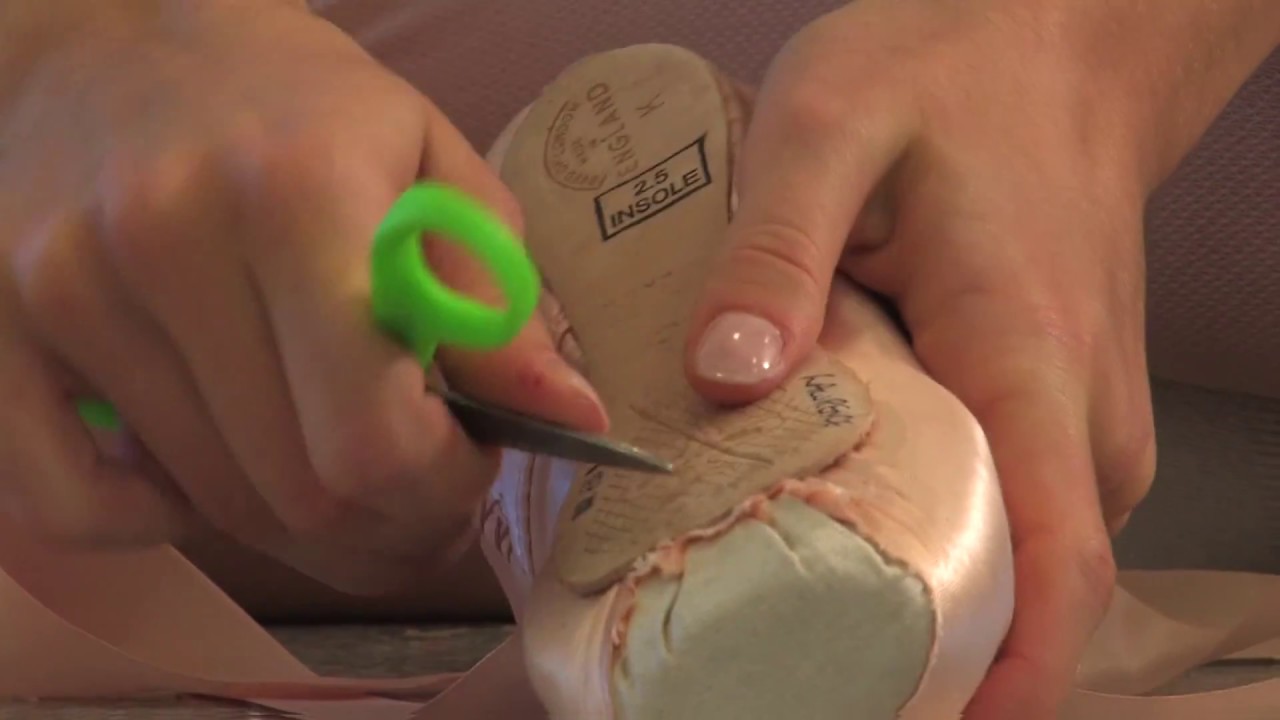 Performing Arts Gear: The Pointe Shoe