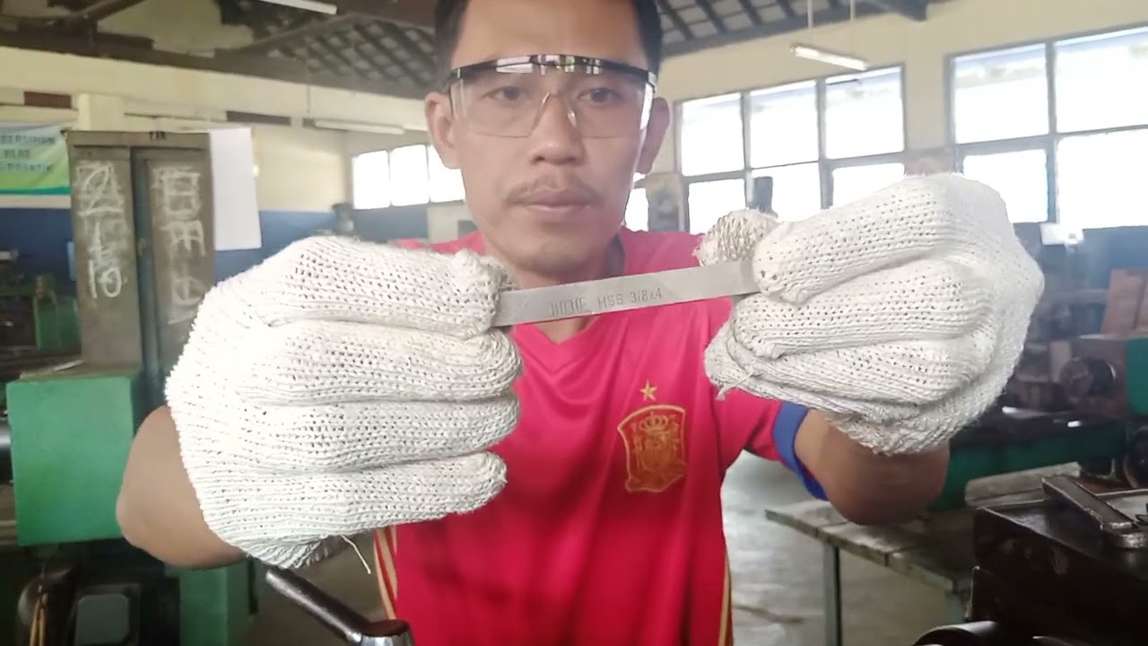 Cara Memasang Pahat Bubut Rata dan pahat Bubut Ulir