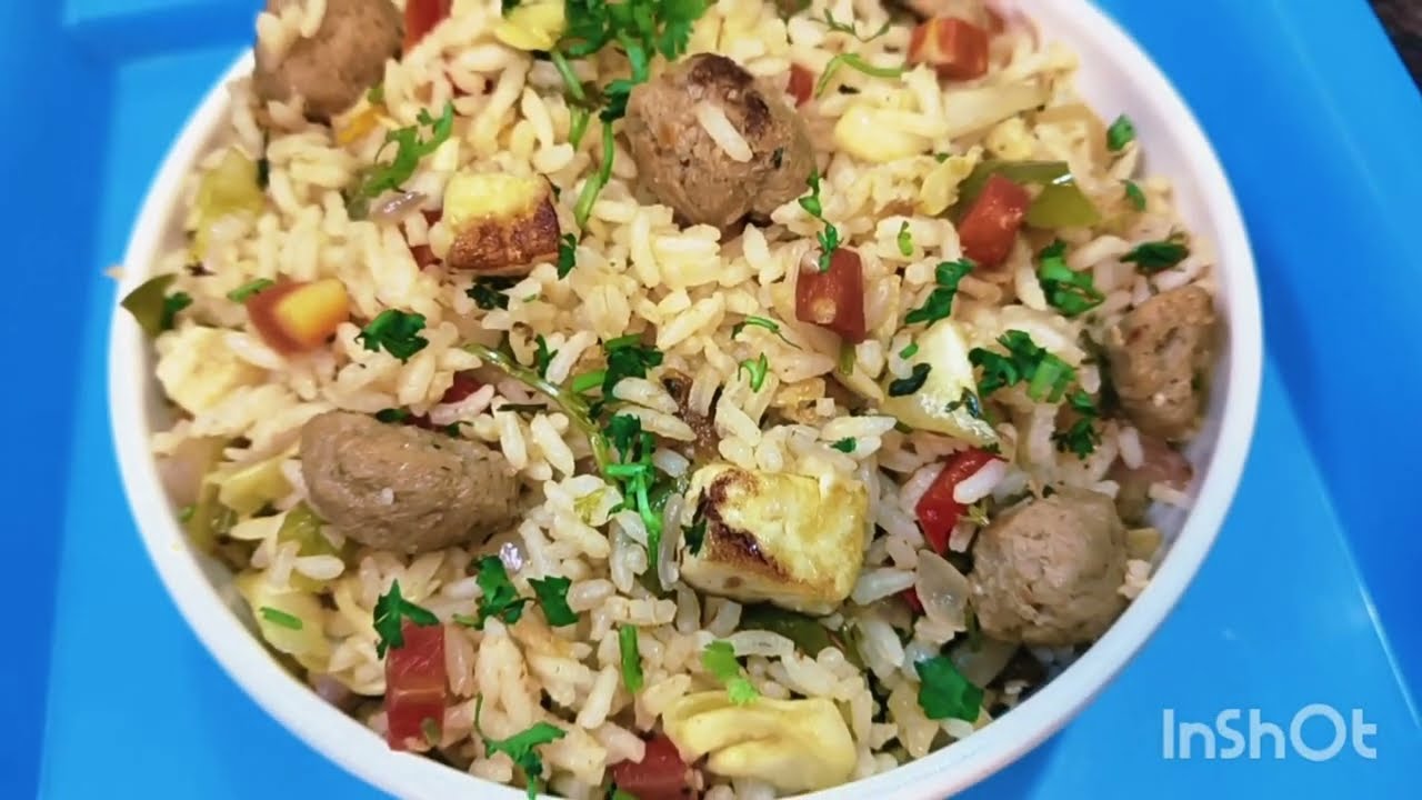 फ्राइड राइस बहुत खाए होंगे - पर ऐसे नहीं खाए होंगे ! Protein  fibre rich fried rice recipe! #healthy