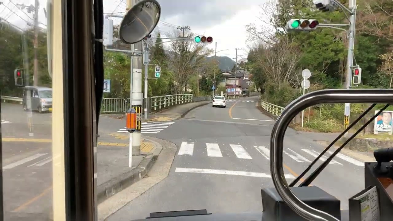 京都バス・秋季限定特急バス大原行き　八瀬駅前→大原