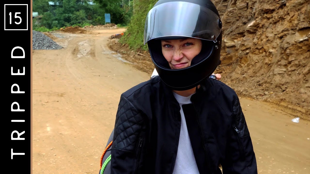 BACK ON MOTORBIKES!! Sapa First Impressions - TRIPPED E15