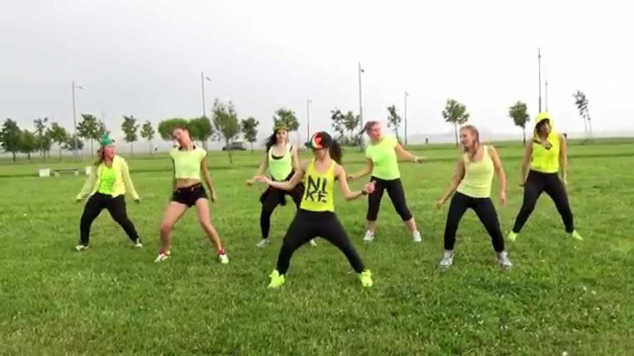 Zumba class with Alena. ZIN 55 – LA NOCHE TA BUENA