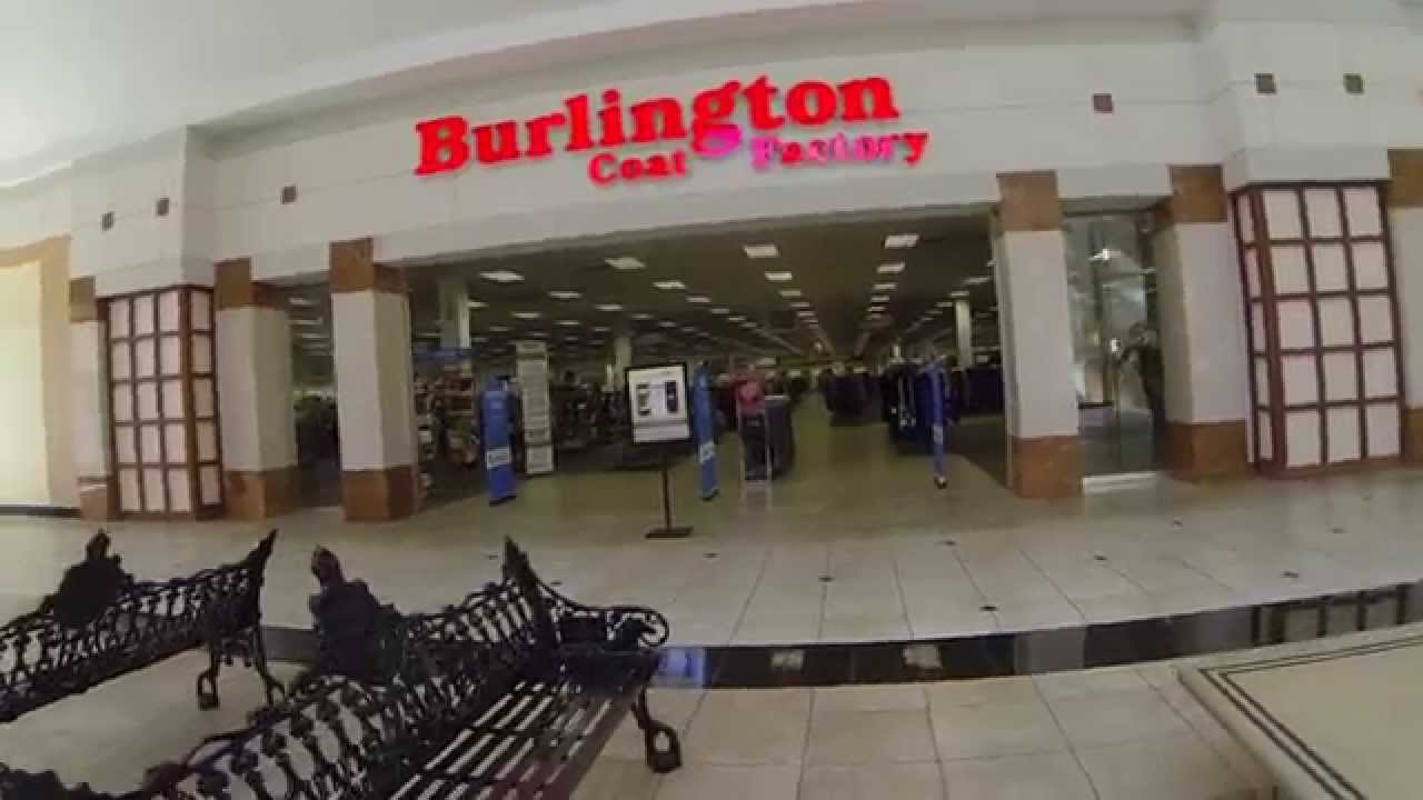 Filling Gatorade Bottle with Water and going to Burlington Coat Factory, Desert Sky Mall, GOPR8622