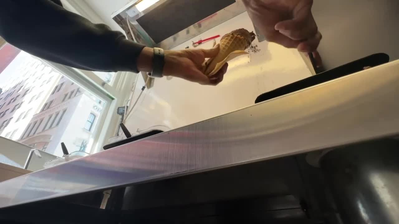 Downtown Detroit's tiny soft serve shop draws big crowds