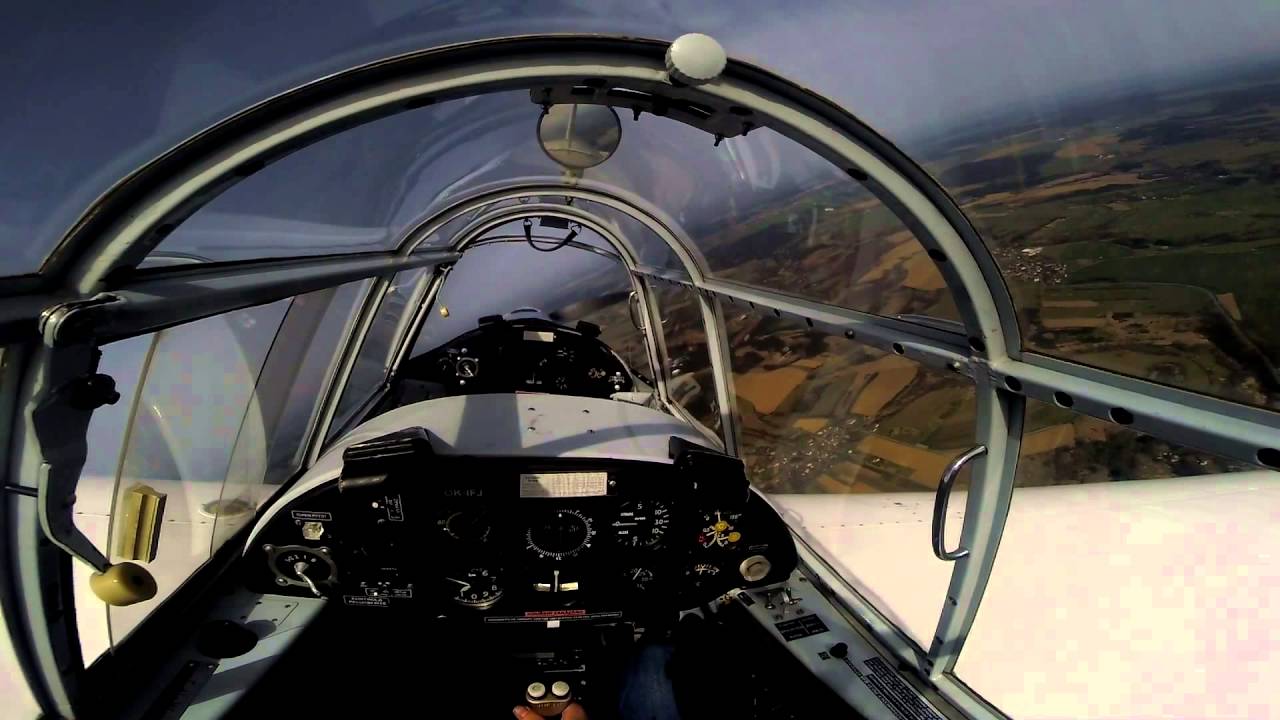 Zl&iacute;n Z-226 MS