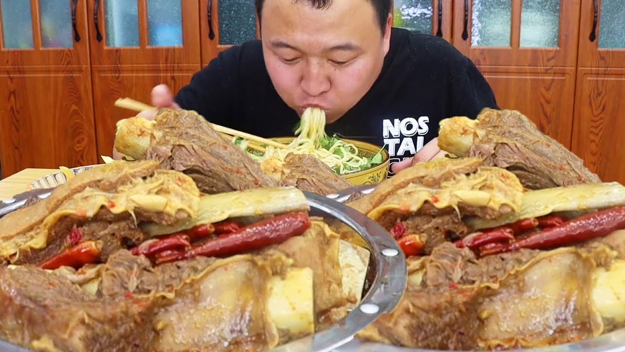 Ah Qiang Makes Spicy Beef Noodles. The Meat Is Soft And Rotten. It'S Spicy And Satisfying To Eat.