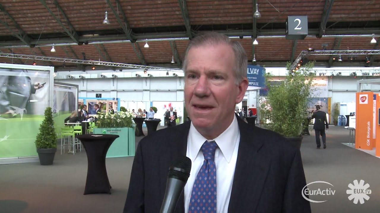 European 'confusion' wastes opportunities: INSEAD Dean Frank Brown - EUX.tv Interview