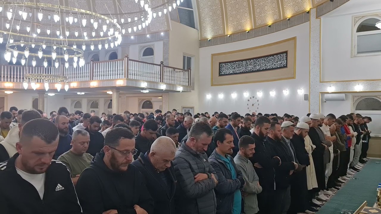 KuranAlbanians-Sheikh Dr.hfz. Bali Sadiku, hfz.Butrint Syla and hfz.Abdullah Sadiku. Kiyam Layl.V3