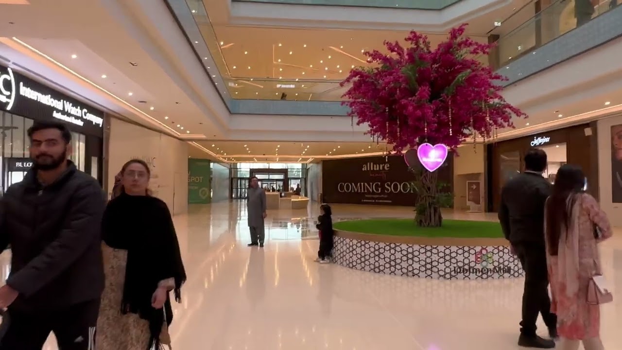 Dolmen Mall Phase 6 Lahore Pakistan