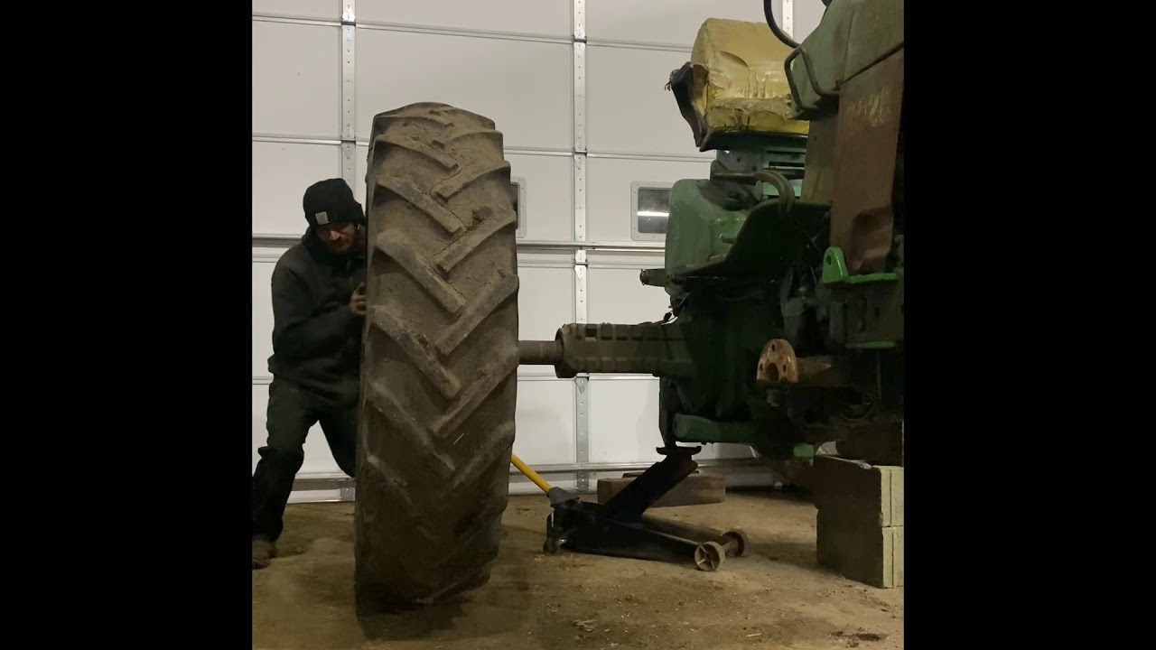 Installing the 237 John Deere picker on the 3010 part 1