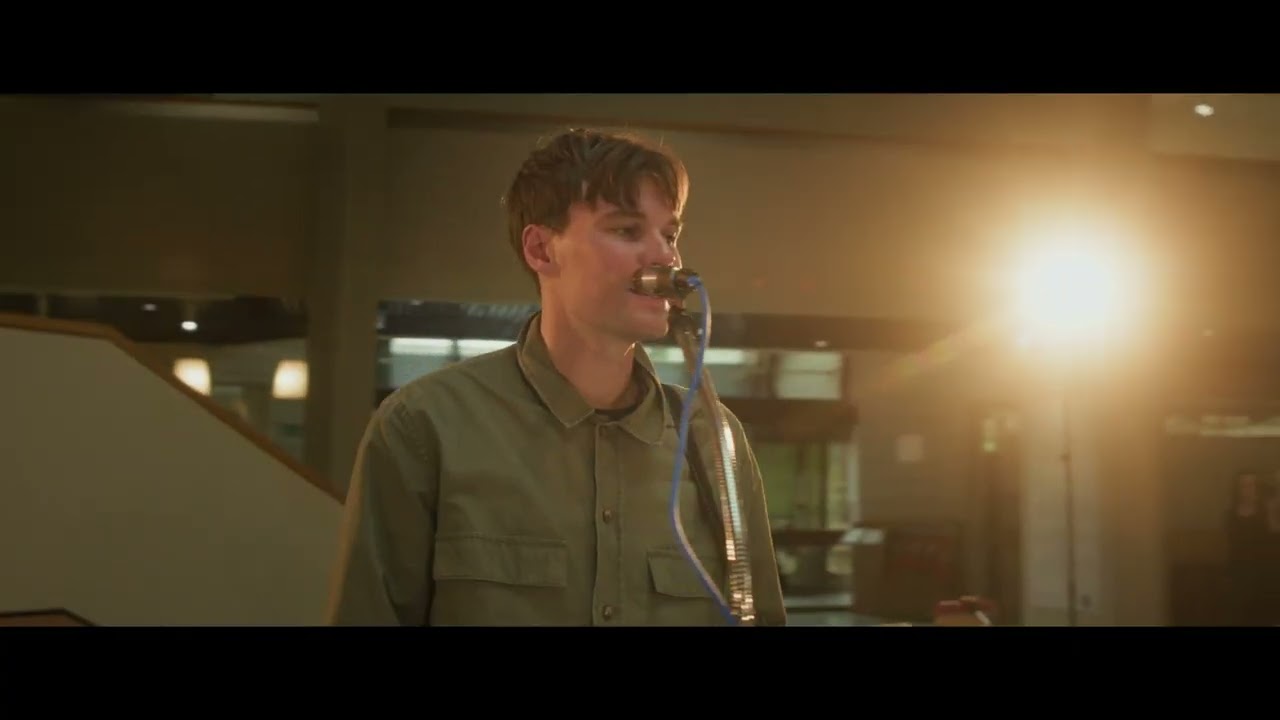 Isidore - Le gu&eacute;pard (official video)