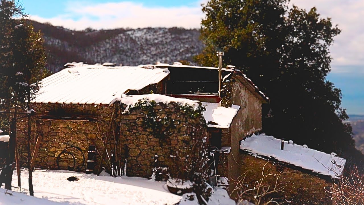 Inverno 2023; tre mesi di lavori e relax in una baita di montagna.