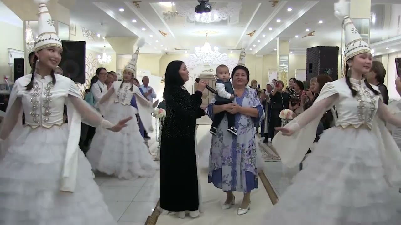 Майра Зейнет той01