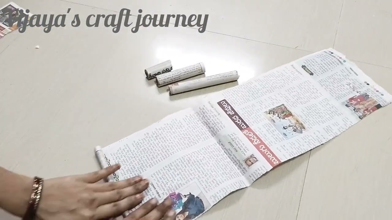 A lovely showpiece item making with newspaper 