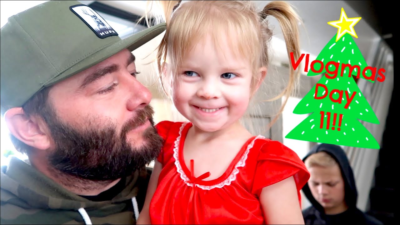 Cutest Christmas Moments!! Vlogmas Day 16!!