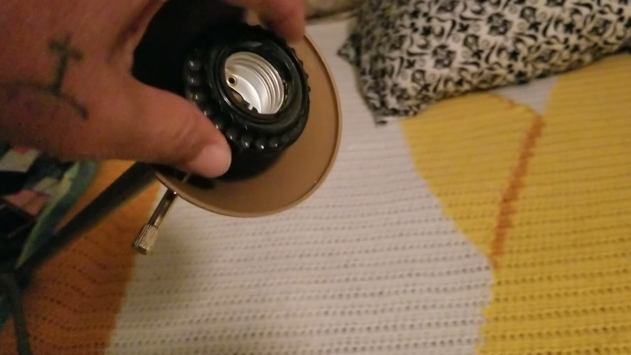 How to put the top part of lamp shade on for MAINSTAY 6' Floor Lamp With Reading Light