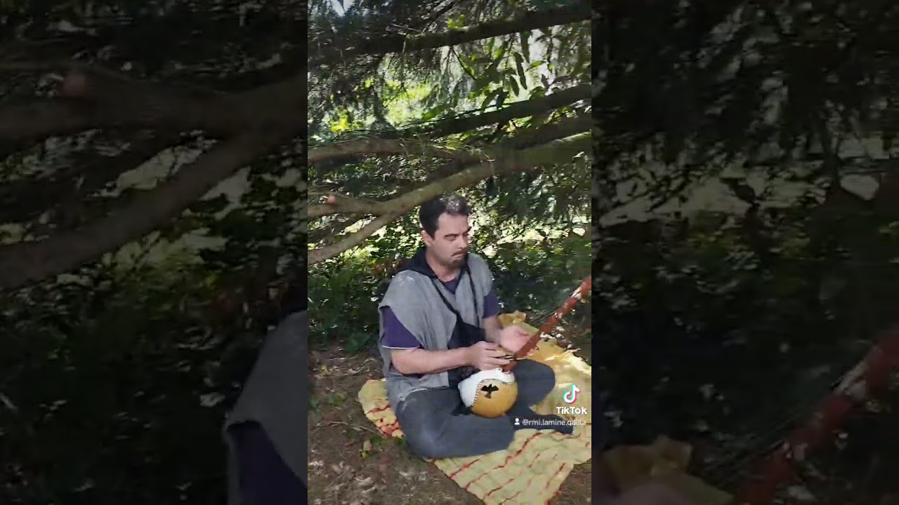 Petits ngonis. Fabrication de ngonis. #ngoni #musiquerelaxante #ngonidiam #musiquemeditative