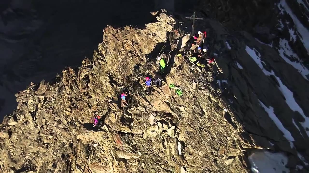 Andreas Steindl a gravi 5 sommets des Alpes &agrave; 4000m en 7h45   vid&eacute;o Dailymotion