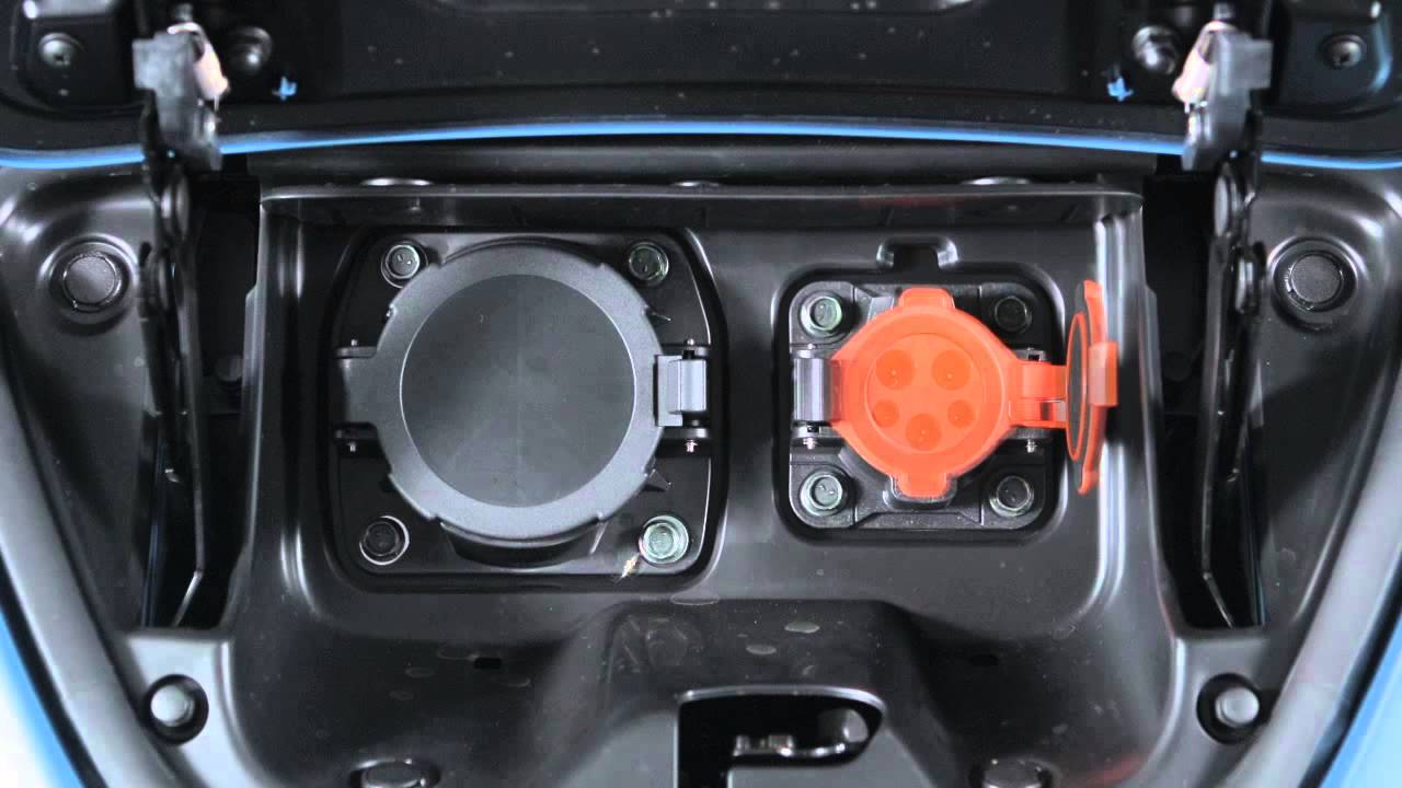2013 Nissan LEAF -  Charging Functions