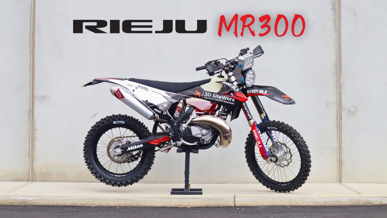 Rieju MR300 Build: Built for Racing – Day & Night!