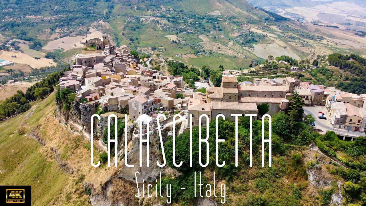 🇮🇹 4K drone video of Calascibetta, Sicily, Italy.
