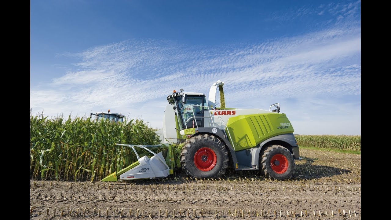 New CLAAS JAGUAR 900 Series Self Propelled Forage Harvester Walkaround Overview.