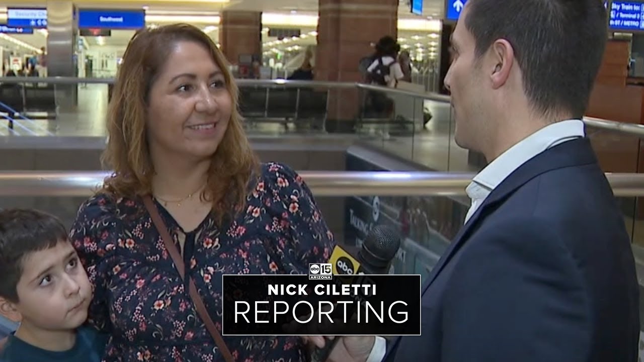 Phoenix travelers react to TSA dropping shoe-removal requirement during airport screenings