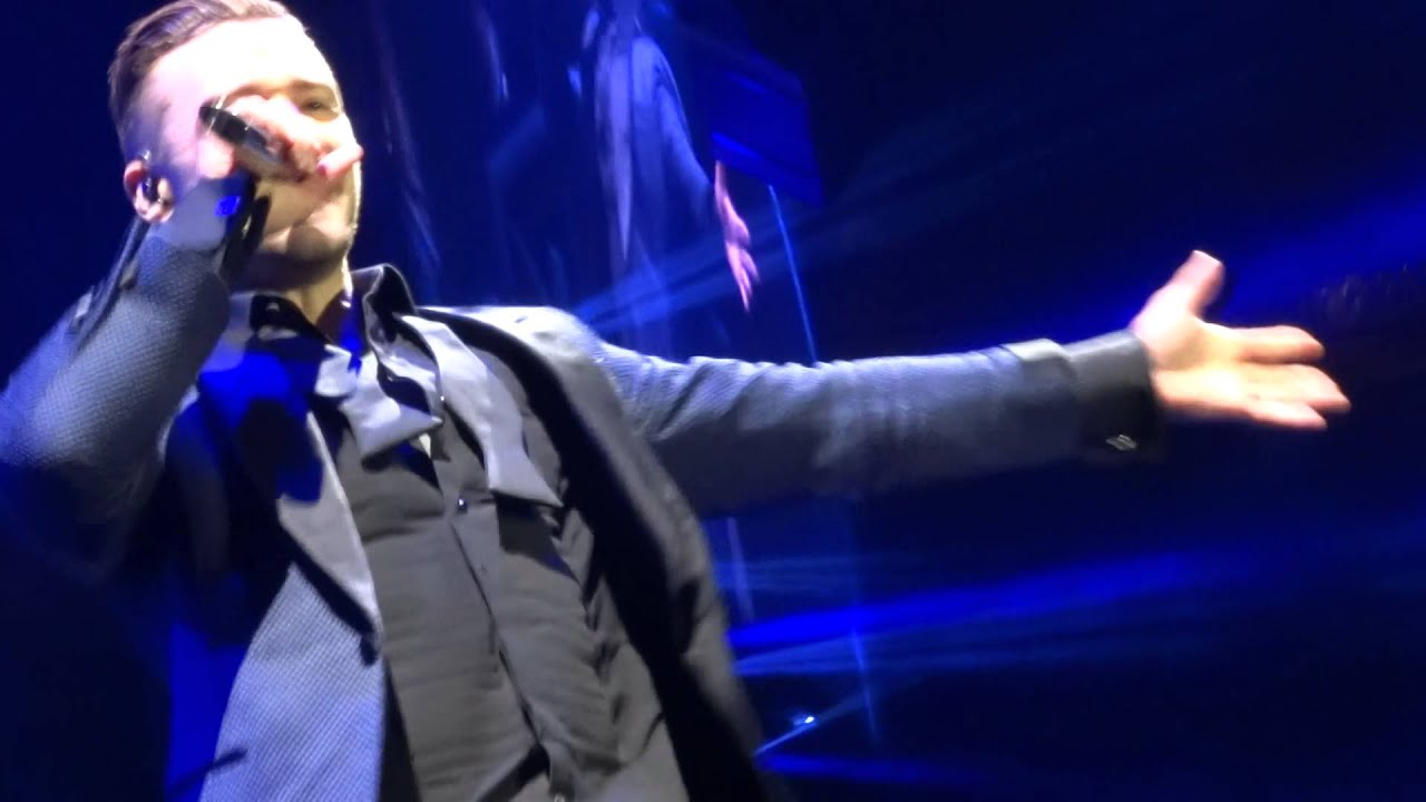 Justin Timberlake -  Mirror (live from stade de France - front row)