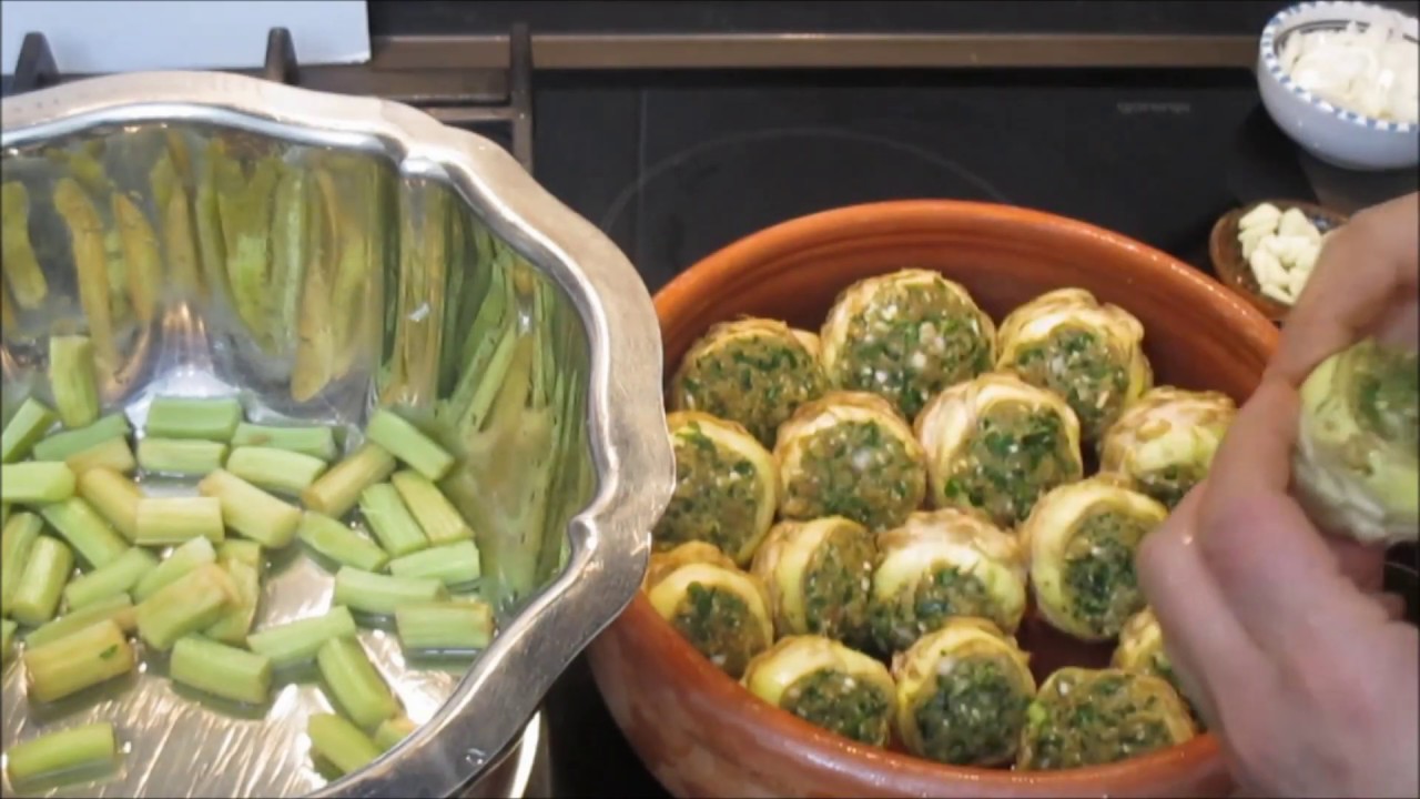 Artichauts farcis à la viande hachée              قنّاريّة محشيّة