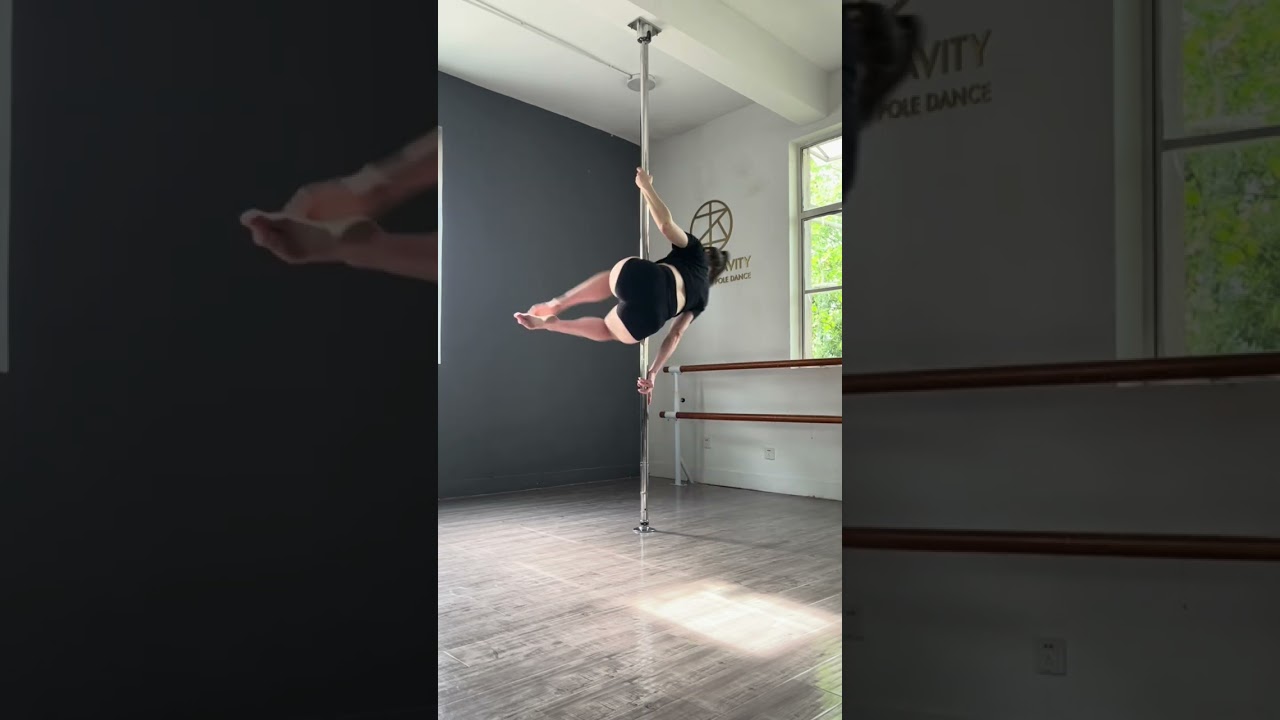 Pole Combo: Cradle Spin into Spider Man