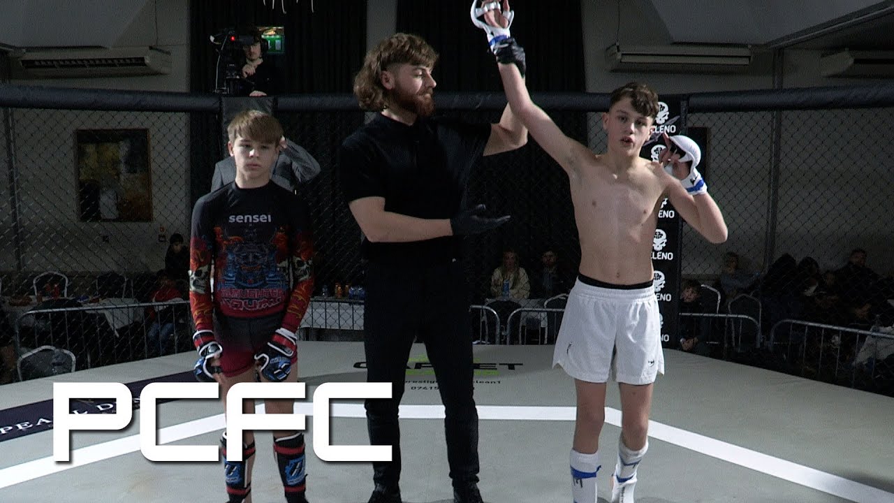 Айзек Бойл против Итана Эммотта | Progress Check FC 3