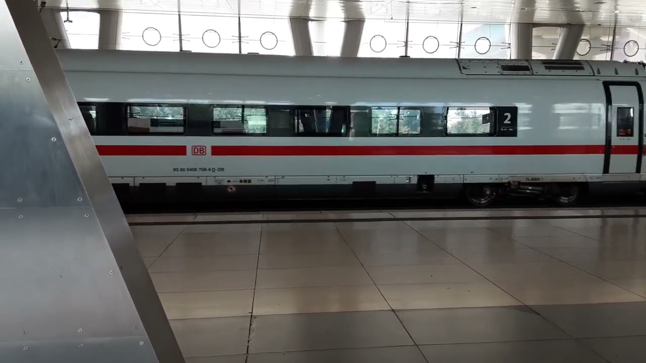 ICEs arriving and leaving Frankfurt Airport Fernbahnhof part 2