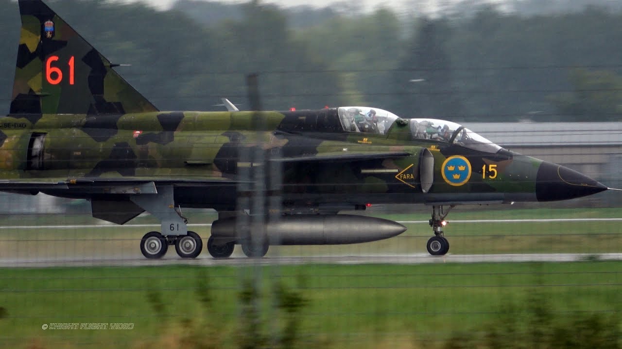 4Kᵁᴴᴰ Arrival SwAFHF Saab J 35J Draken, Saab J 32 Lansen, Saab SK 37 Viggen @ NATO DAYS 2018