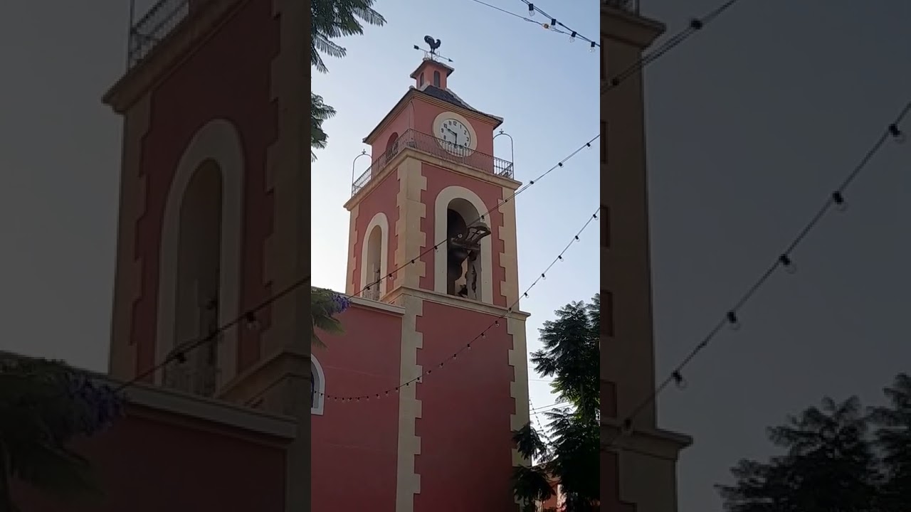 llamada a misa y volteo general de campanas en Campello