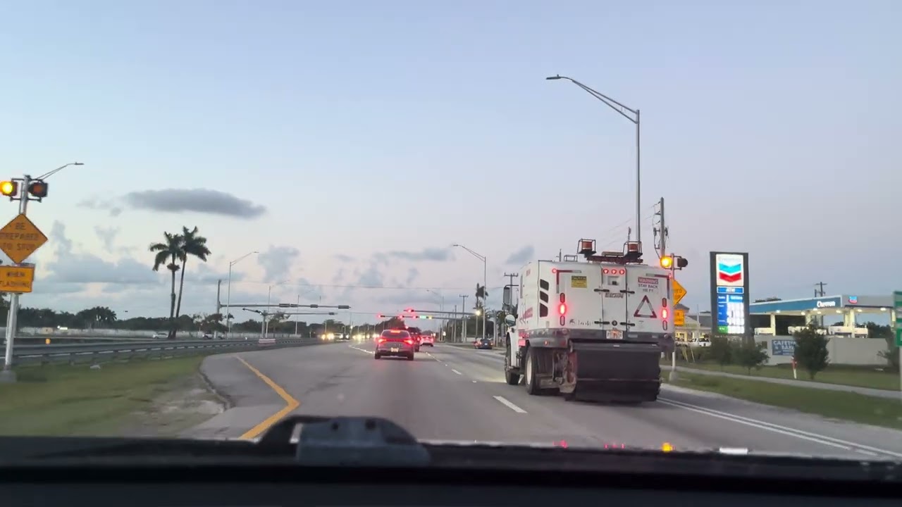 Driving from Redland Florida on SW 177th Ave to US 1 south in Key Largo, Florida neighborhood