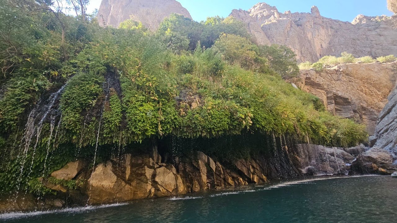 Hakkari Kaval Şelalesi'nde Kamp. Doğanın Gizli Cenneti. Yok B&ouml;yle Bir Şelale... 