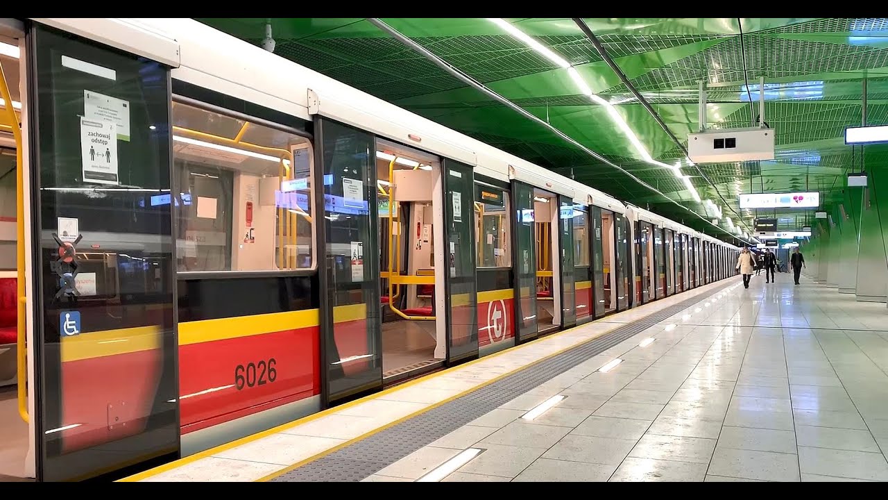 Nowe stacje metra w Warszawie M2. New subway stations in Warsaw M2.