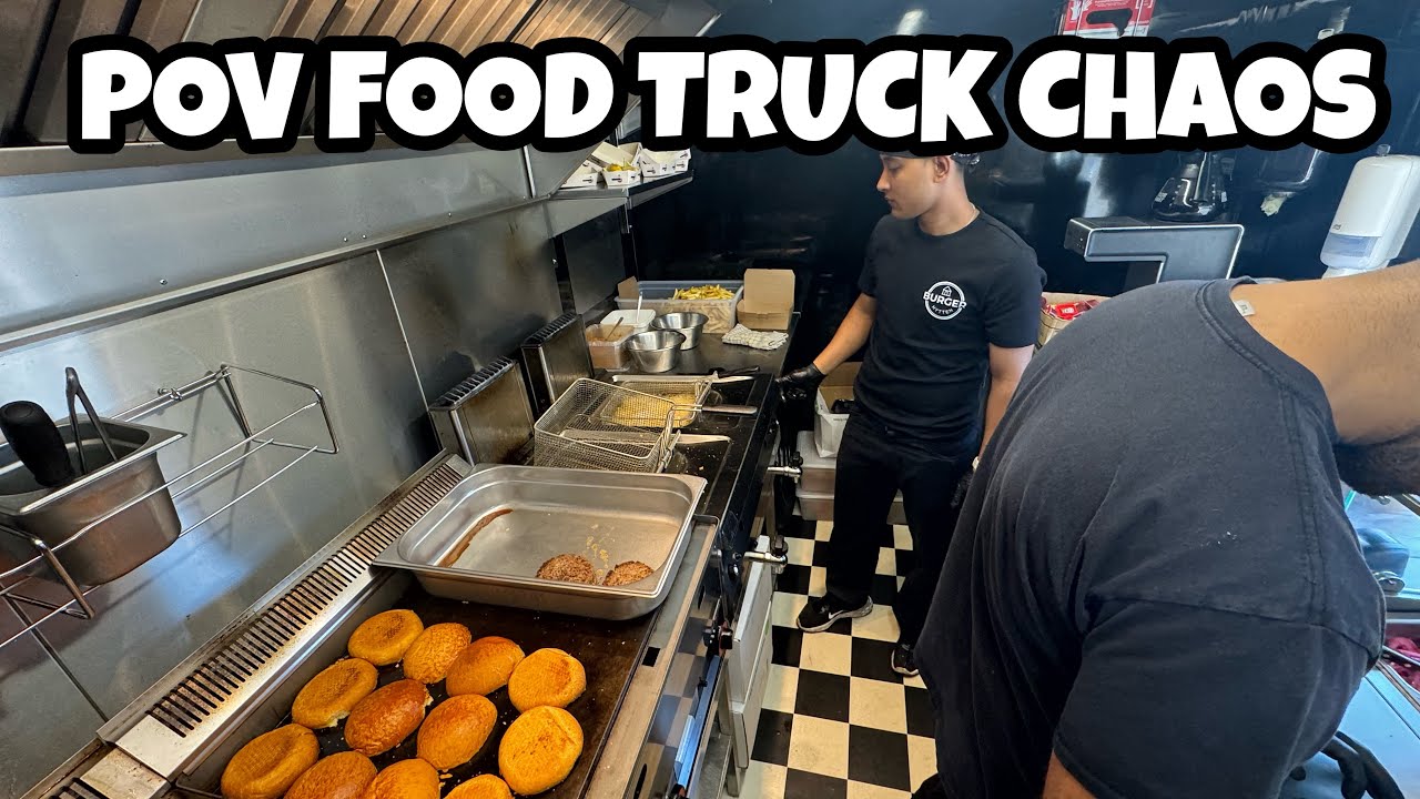 POV: Food Truck Chaos 🍔🍟Flipping Burgers & Chasing Orders🍔 COOKING IN FOODTRUCK
