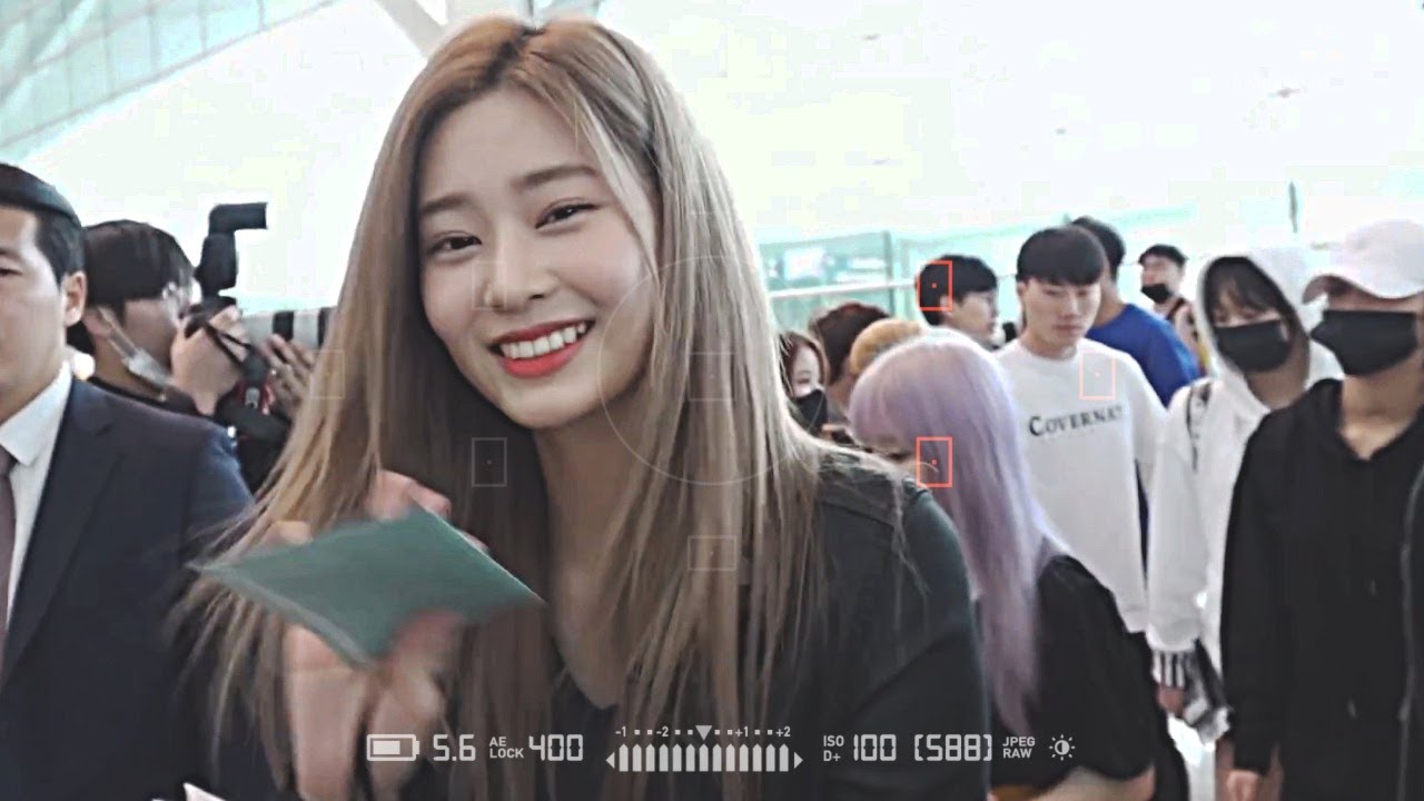 Chaewon and Minju (2kim) - secret lovers au